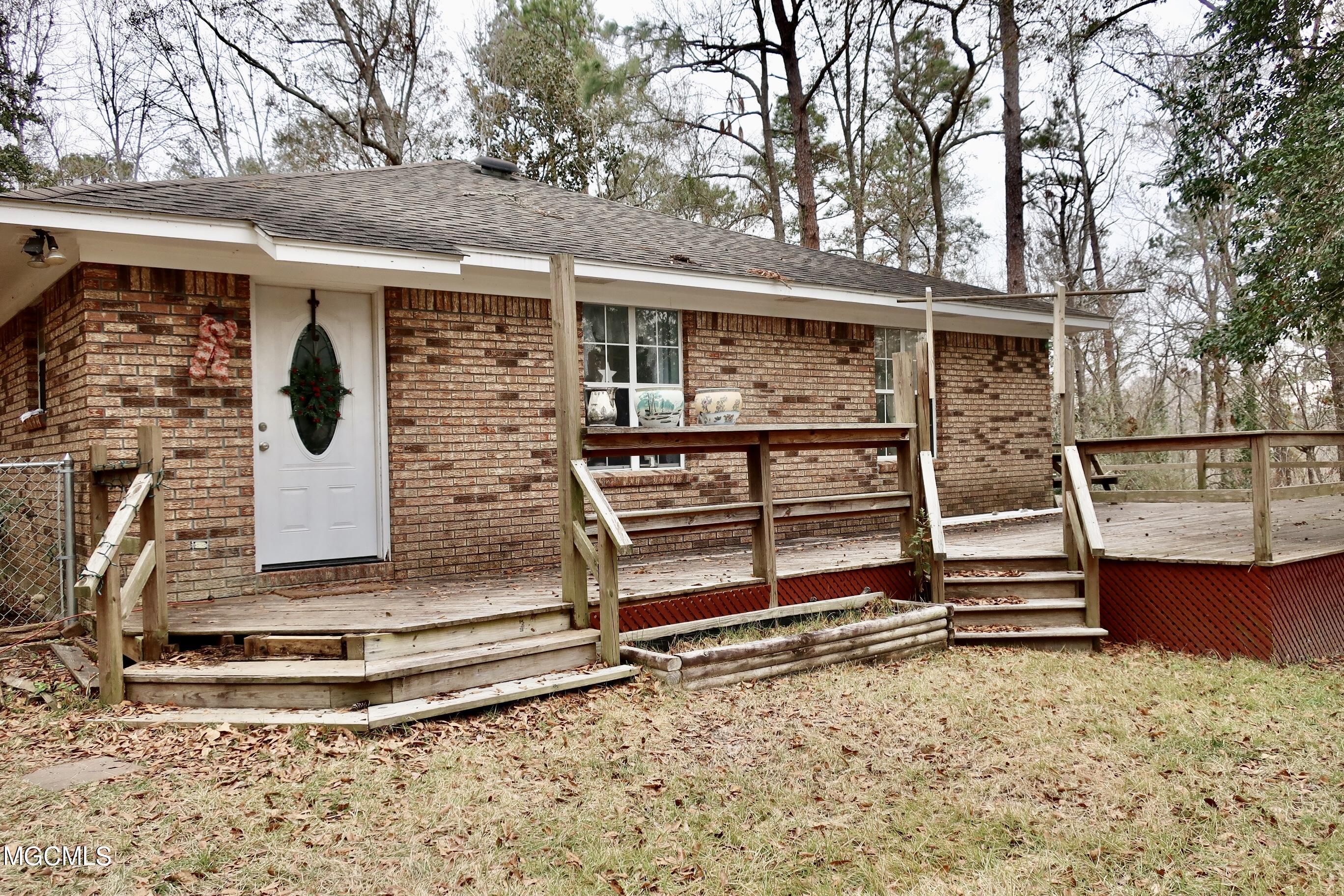 21520 Darling Road Pass Christian, MS 39571 - Photo 2 of 13 2BF1CB00-2849-4CC3-BAA9-6BD2E81BB132
