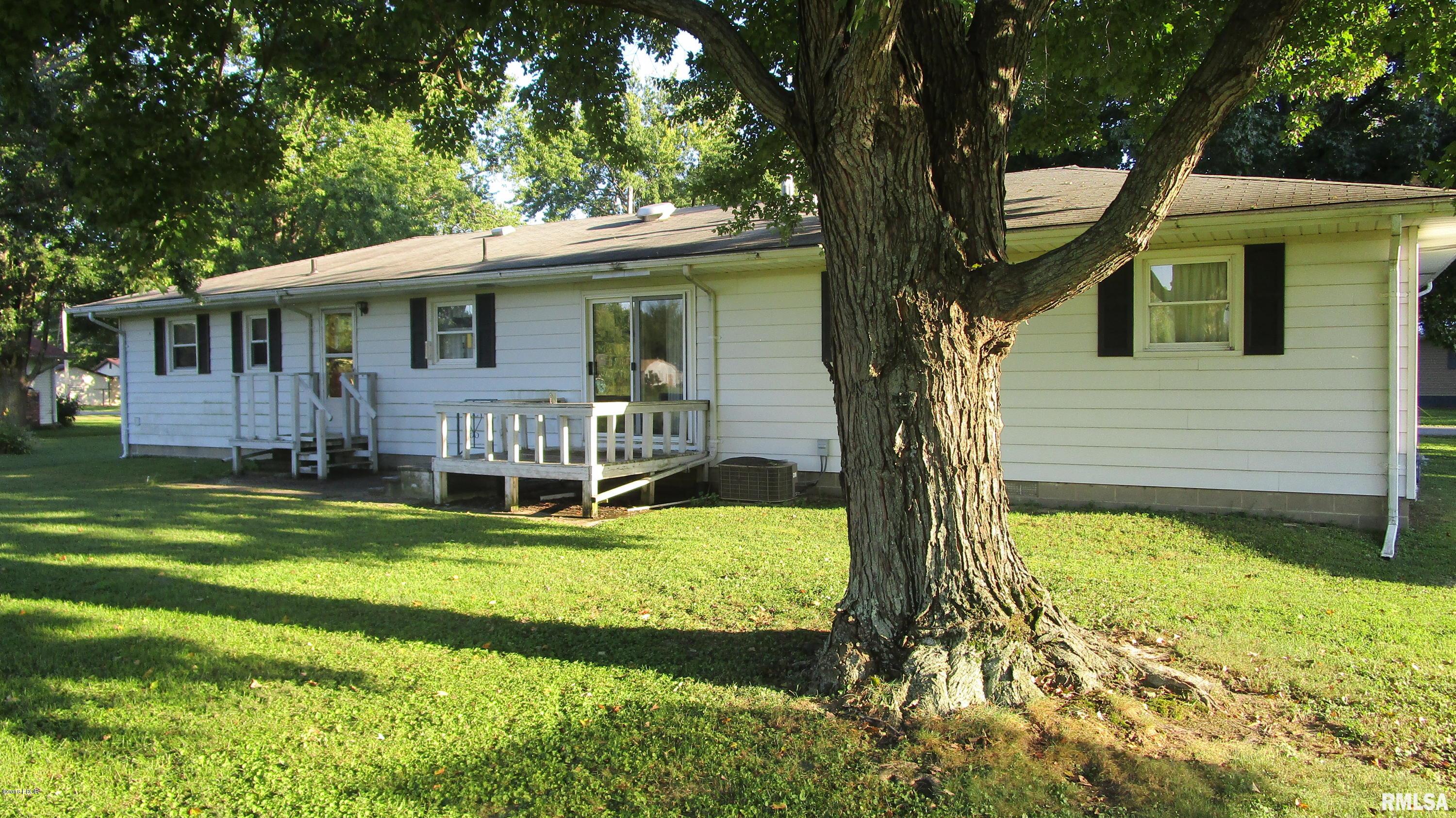 800 West 8th Street Flora, IL 62839 - Photo 14 of 50 Gallery Image 14
