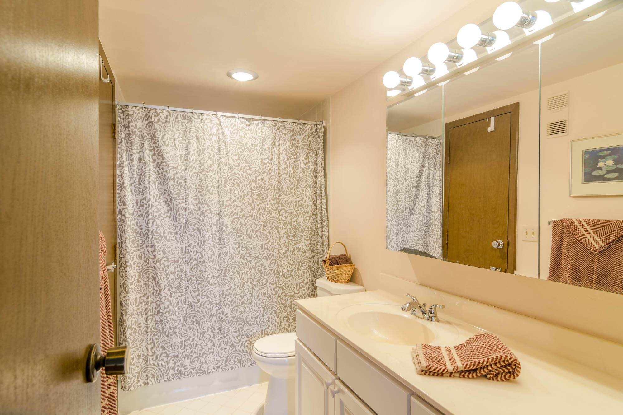336 Golfview Road, Unit 210 North Palm Beach, FL 33408 - Photo 16 of 39 _IMG6129