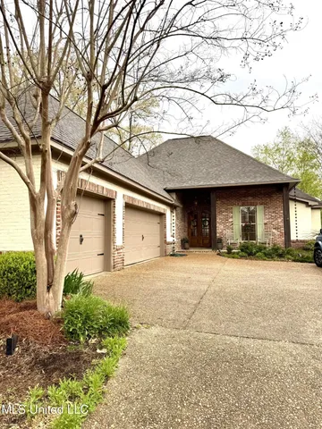 $430,000 | 309 Winchester Road, Natchez, MS 39120