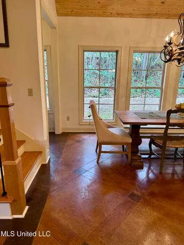 $430,000 | 309 Winchester Road, Natchez, MS 39120