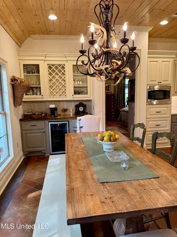 $430,000 | 309 Winchester Road, Natchez, MS 39120