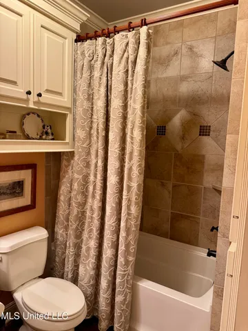 $430,000 | 309 Winchester Road, Natchez, MS 39120