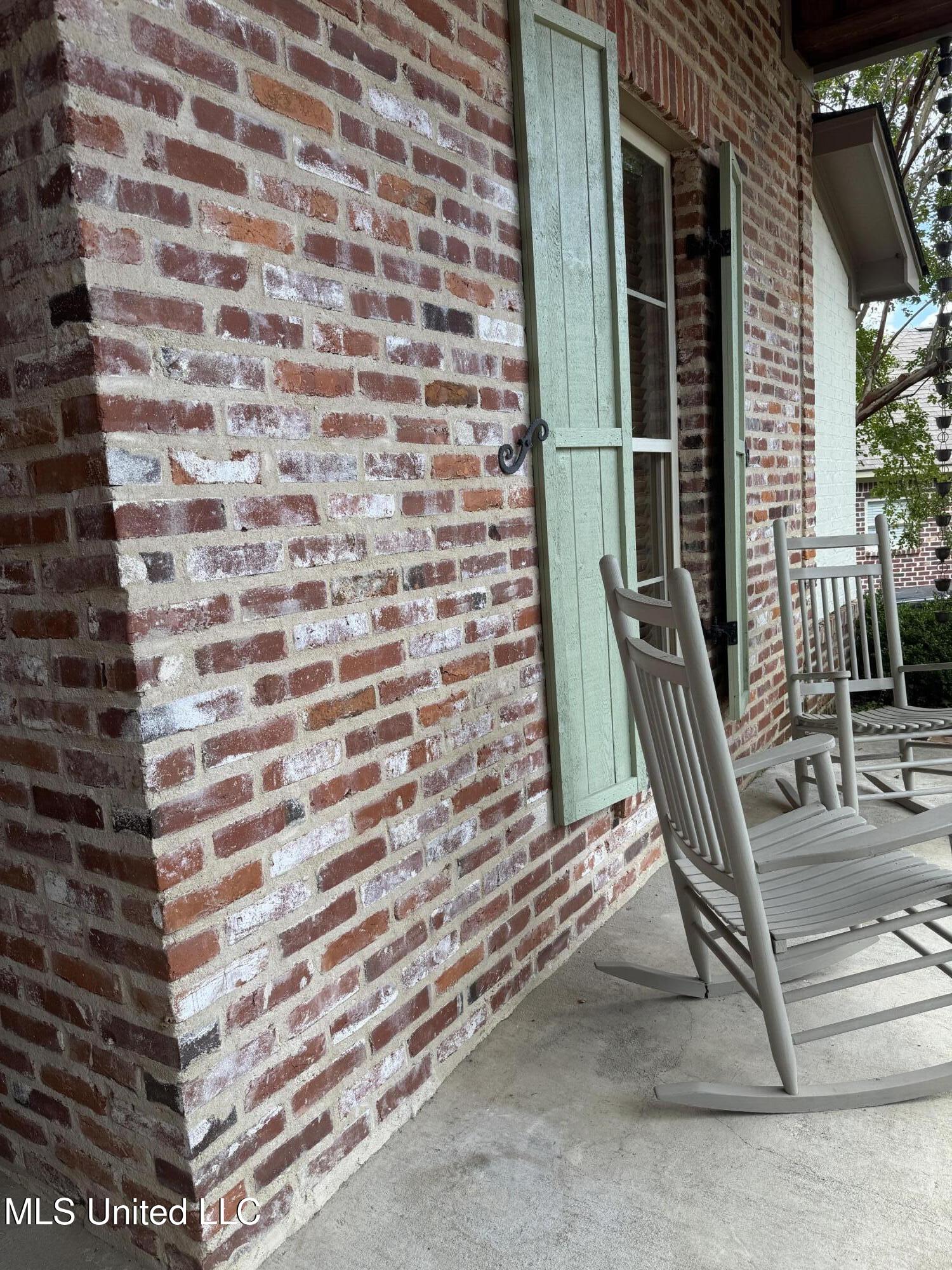 309 Winchester Road Natchez, MS 39120 - Photo 3 of 43 IMG_3937