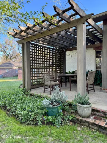 $430,000 | 309 Winchester Road, Natchez, MS 39120