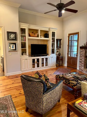 $430,000 | 309 Winchester Road, Natchez, MS 39120