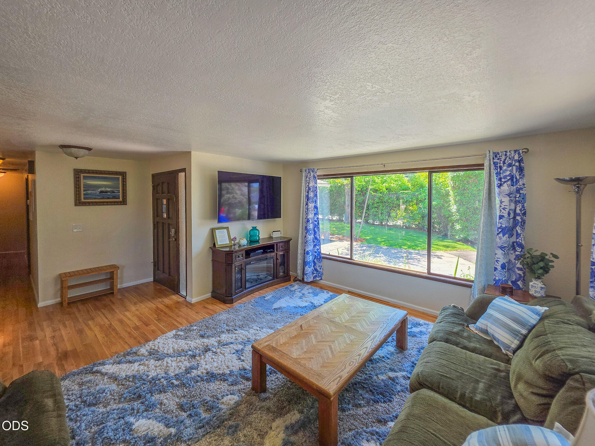 3015 Lone Pine Road Medford, OR 97504 - Photo 5 of 34
