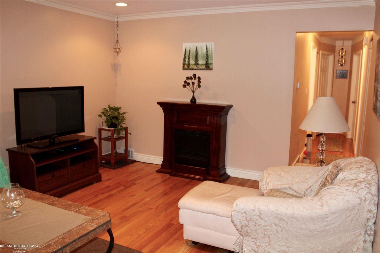 32015 Schoenherr Road Warren, MI 48088 - Photo 5 of 17 31363858-4.JPG