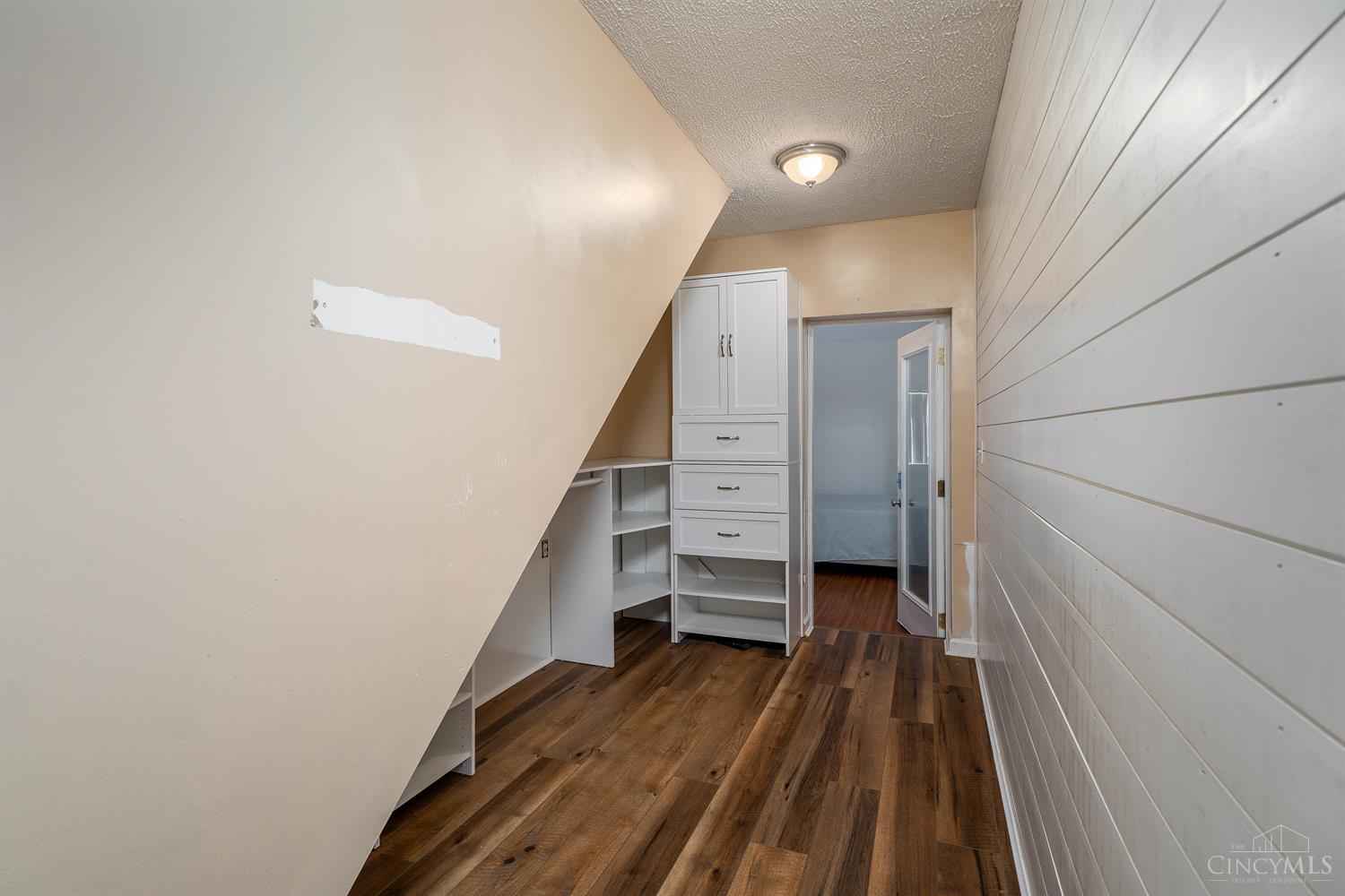 3824 Bennett Road Cincinnati, OH 45245 - Photo 21 of 26 Gallery Image 21