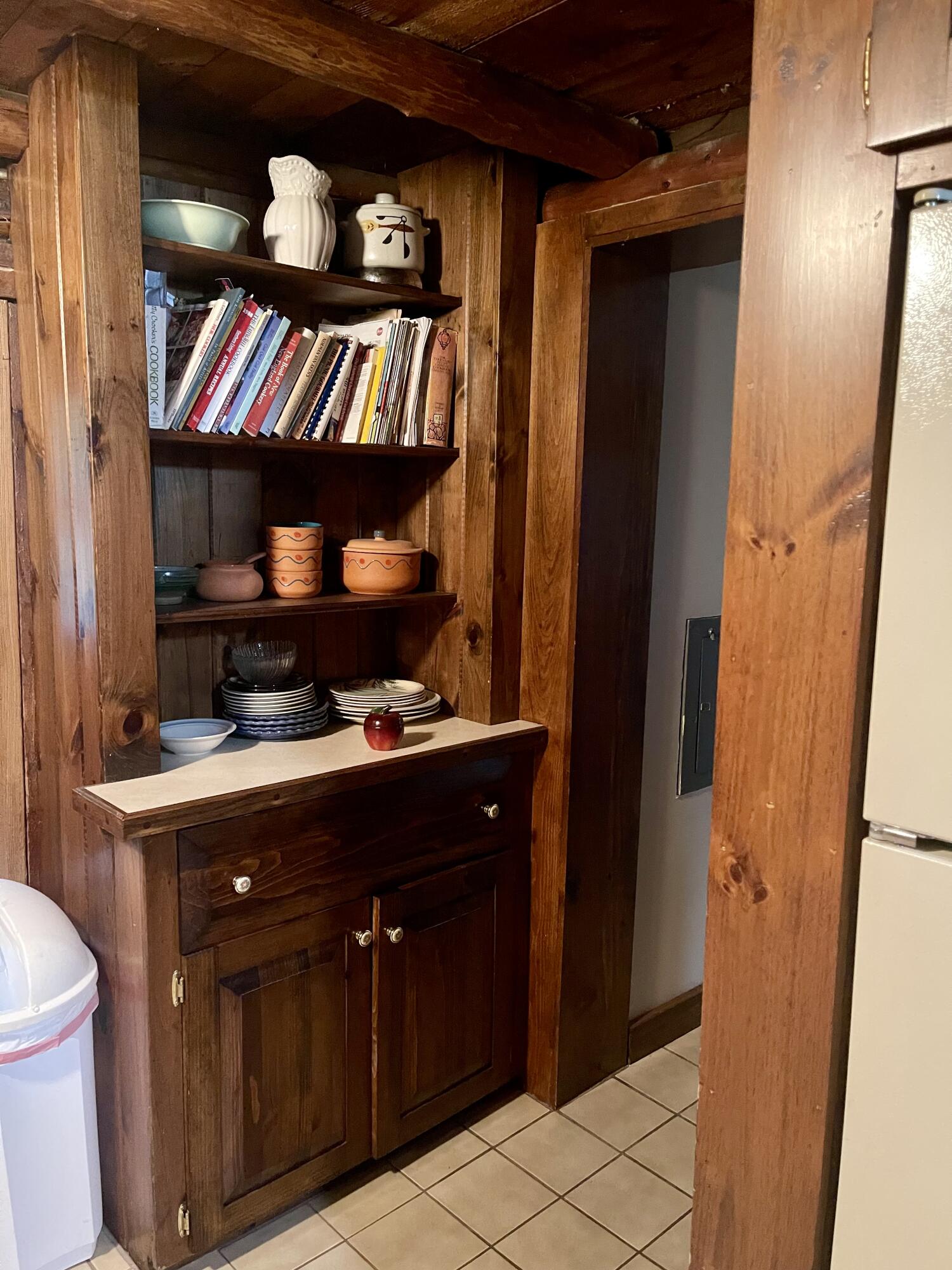 128 Hill Road Athens, ME 04912 - Photo 9 of 39 Built-Ins