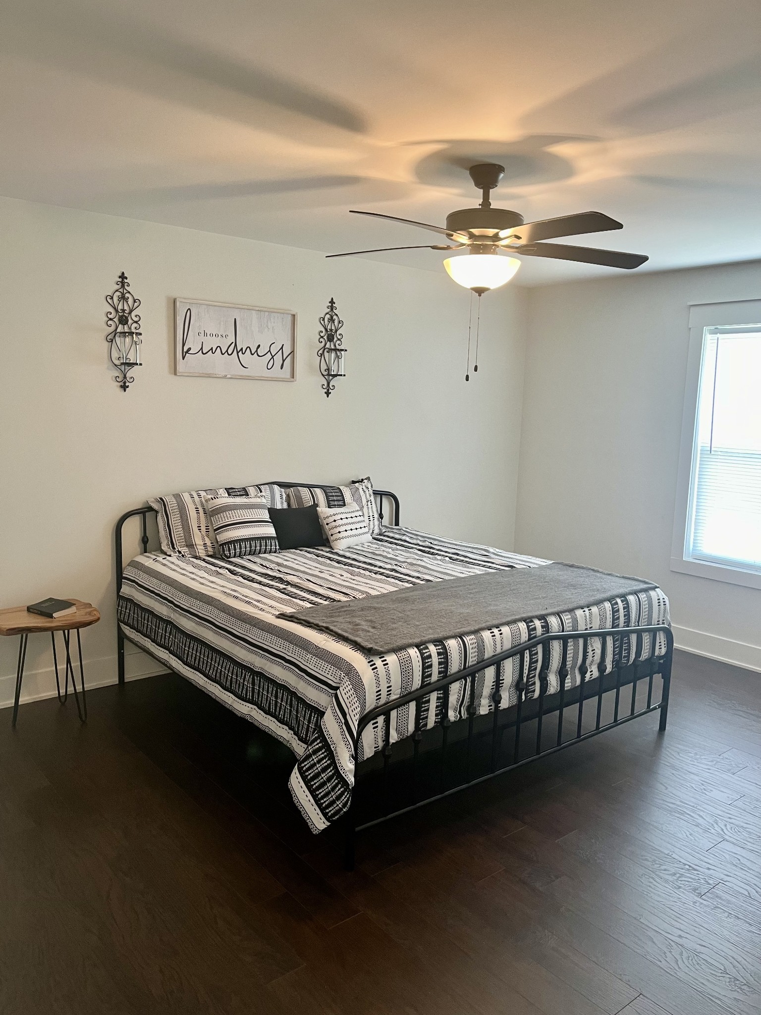 245 Tom Ferrell Road Portland, TN 37148 - Photo 14 of 27 a bedroom with a bed and window