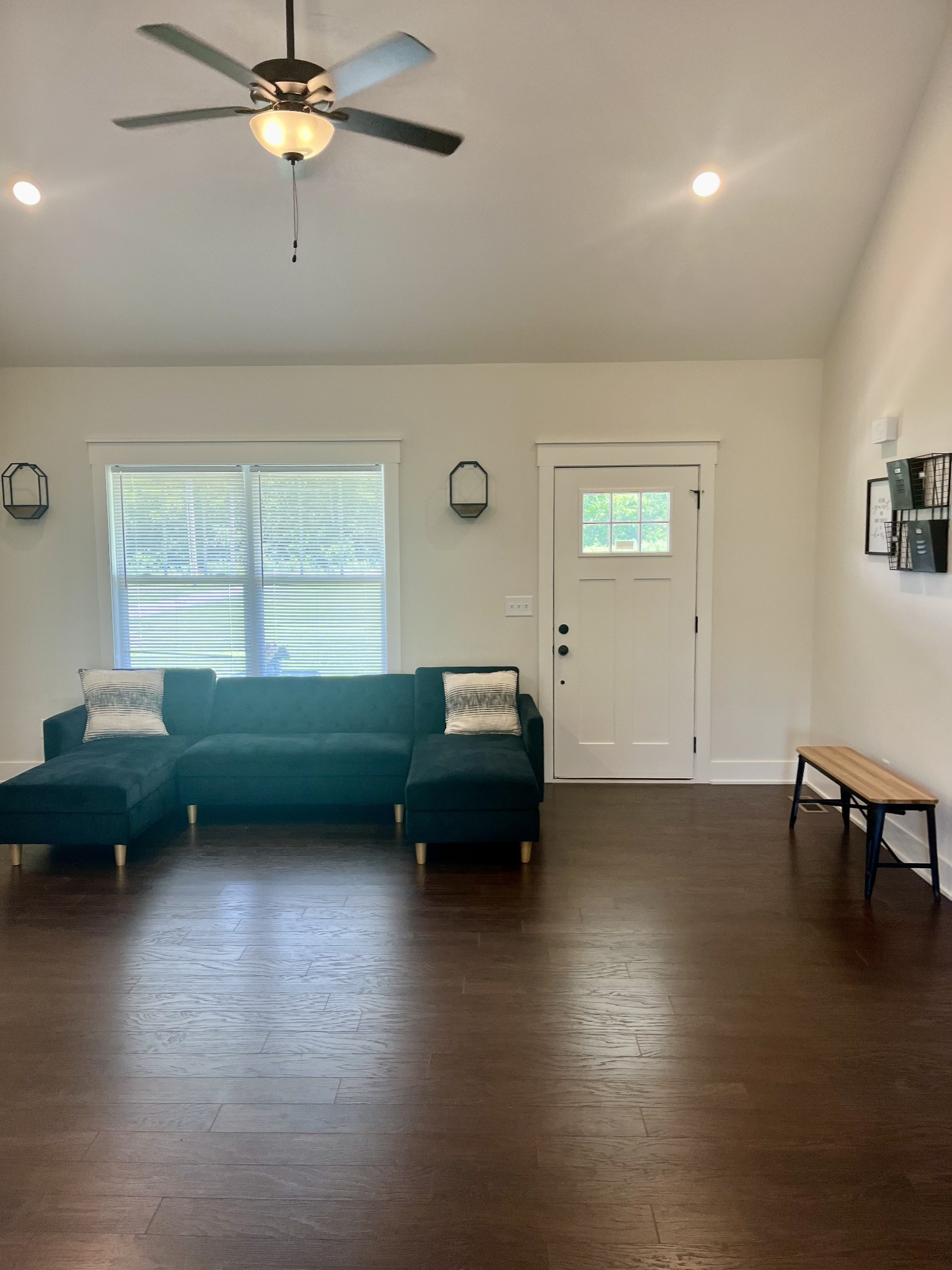 245 Tom Ferrell Road Portland, TN 37148 - Photo 6 of 27 a living room with furniture and a window