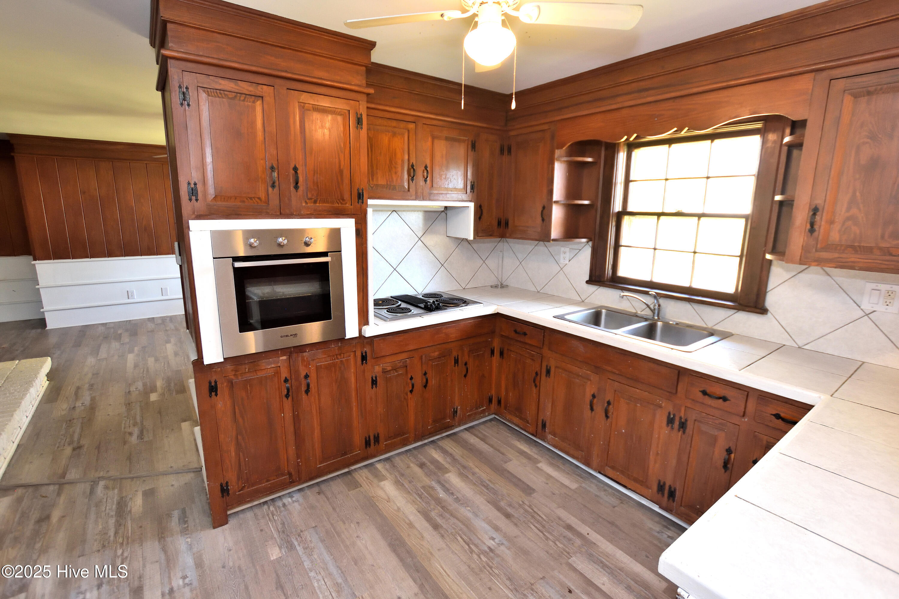 1301 Goldrock Road Rocky Mount, NC 27804 - Photo 11 of 32 Wall Oven