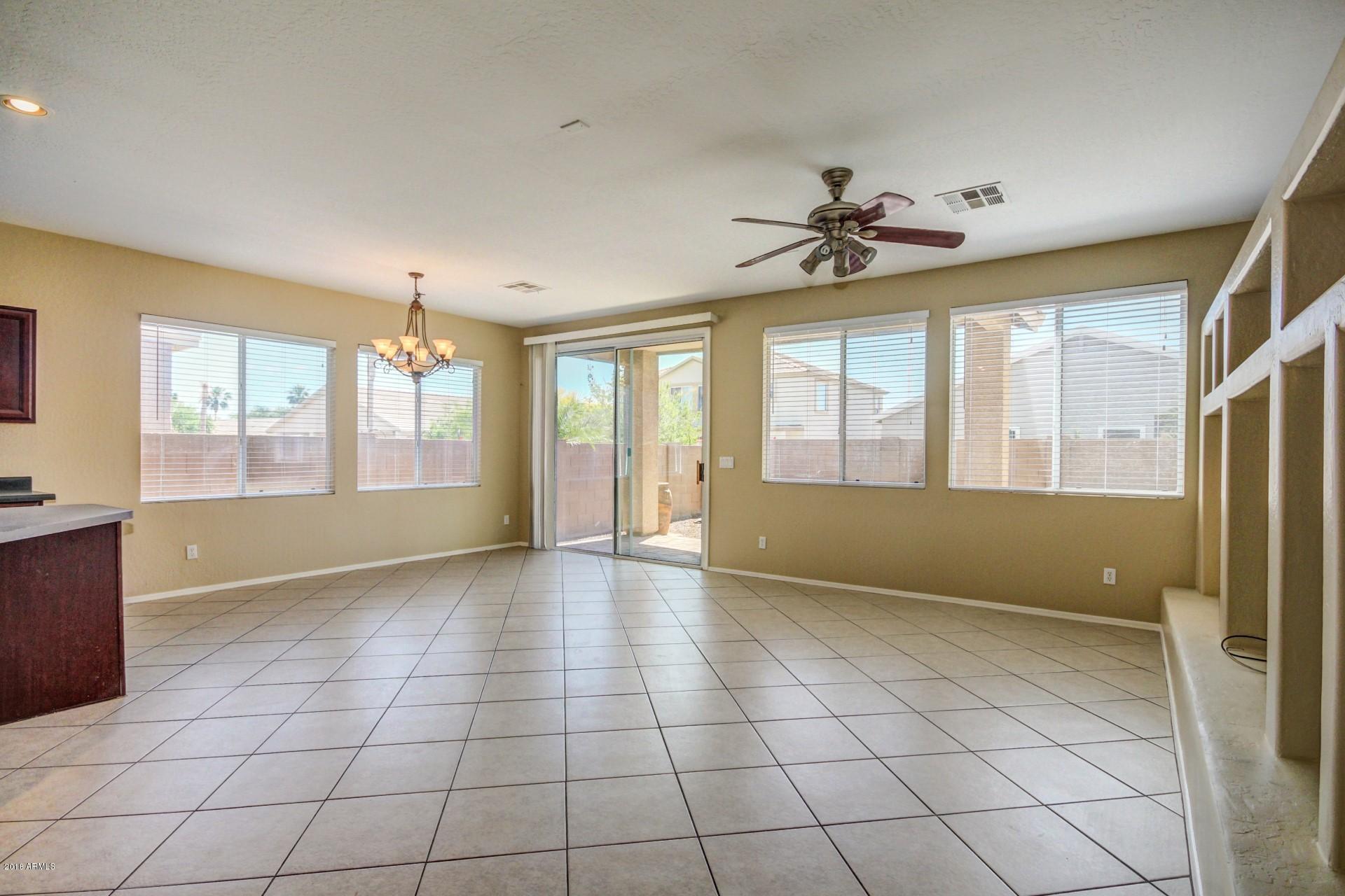 14971 West Bloomfield Road Surprise, AZ 85379 - Photo 7 of 28 Bloomfield - 14971 (20)