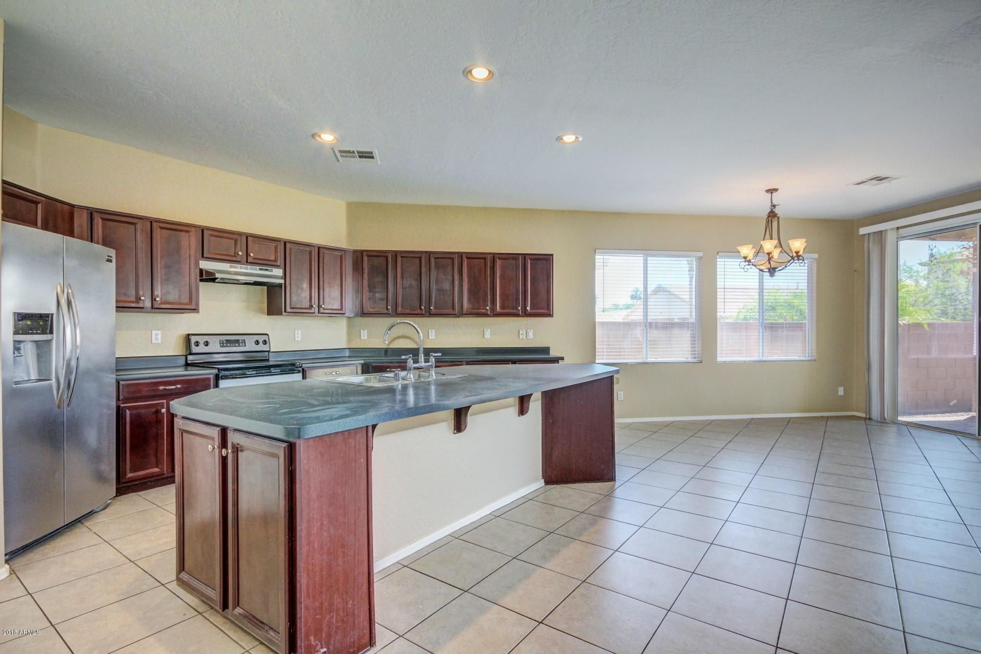 14971 West Bloomfield Road Surprise, AZ 85379 - Photo 9 of 28 Bloomfield - 14971 (12)