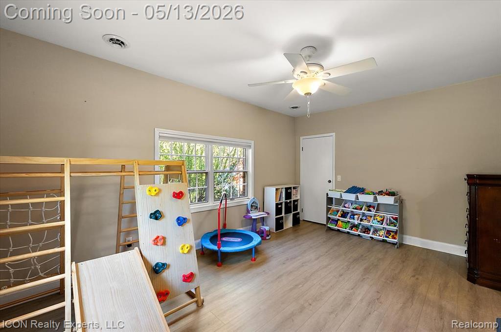 2720 Bridle Road Bloomfield Hills, MI 48304 - Photo 20 of 42 Gallery Image 20