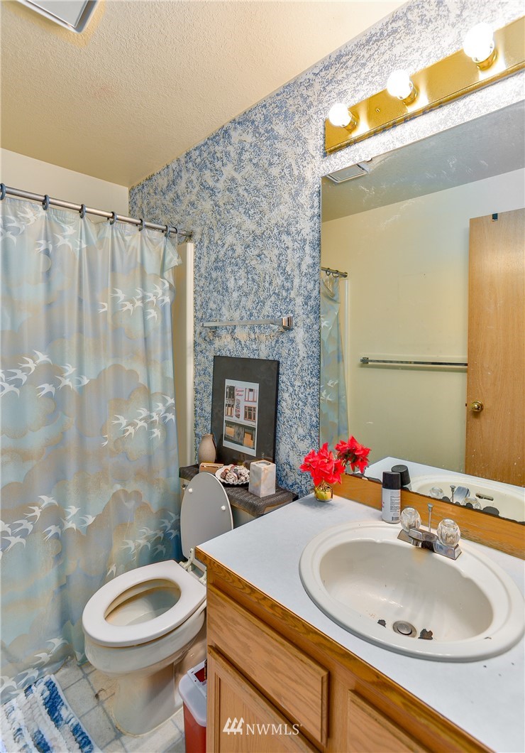 19521 6th Drive Southeast Bothell, WA 98012 - Photo 18 of 23 Gallery Image 18
