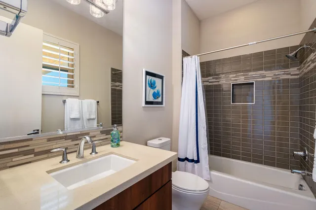 $1,950,000 | 15 Via Montagna, Rancho Mirage, CA 92270