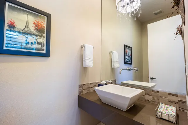 $1,950,000 | 15 Via Montagna, Rancho Mirage, CA 92270