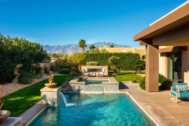 $1,950,000 | 15 Via Montagna, Rancho Mirage, CA 92270