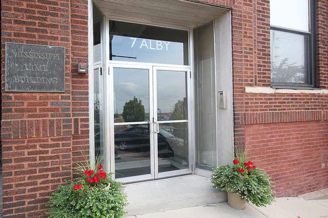 7 Alby Street, Unit 7 Alton, IL 62002 - Photo 42 of 42 Gallery Image 42