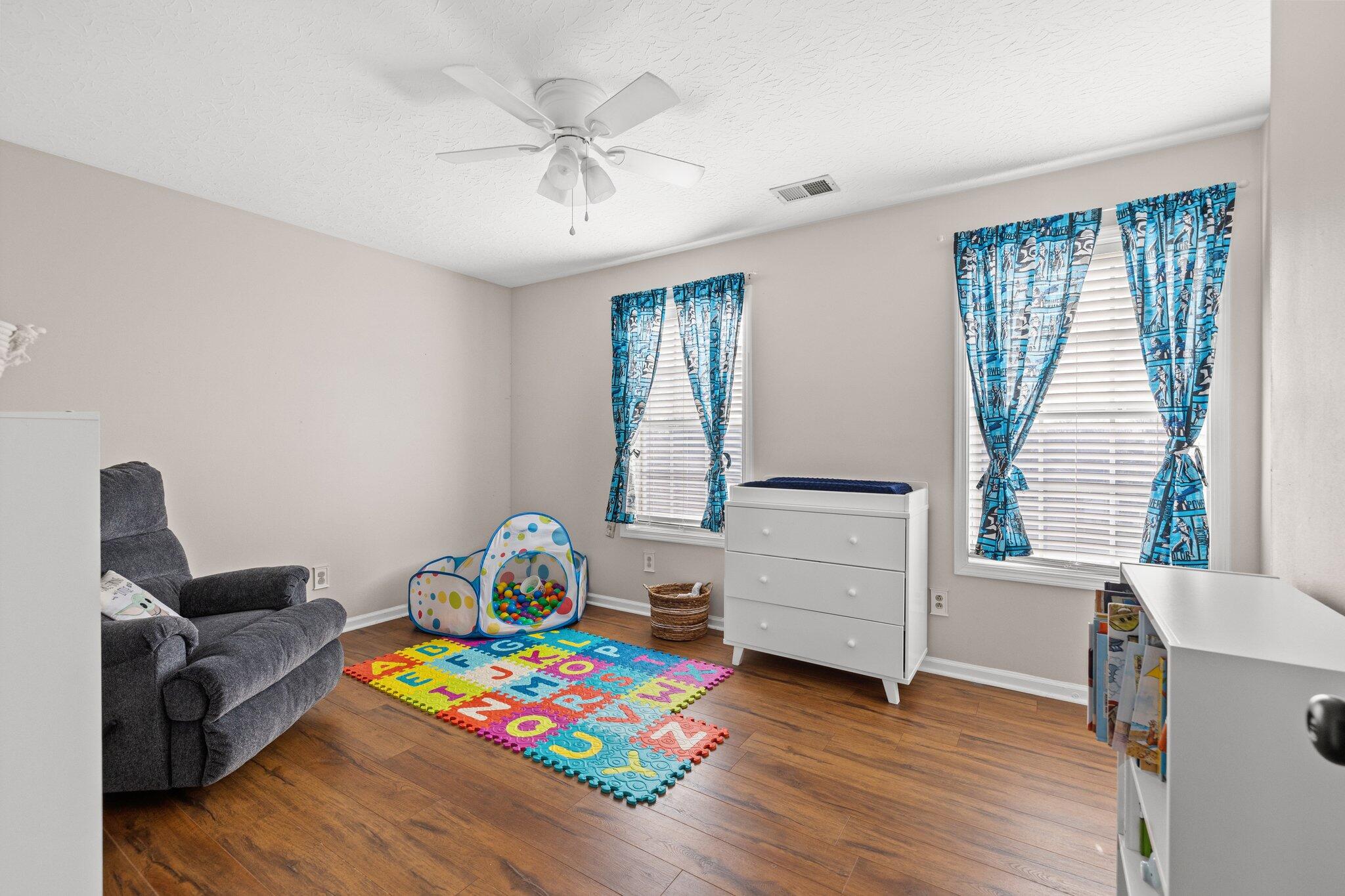 513 Ridge View Drive Nicholasville, KY 40356 - Photo 5 of 32 6-web-or-mls-513-ridge-view-dr
