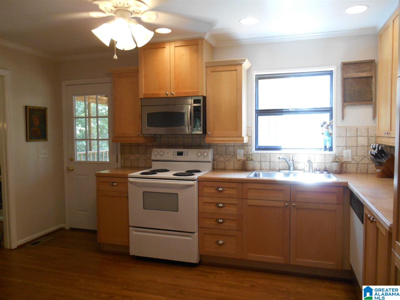 3949 Rock Ridge Road Birmingham, AL 35210 - Photo 6 of 30
