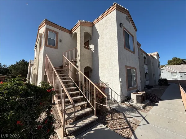 $1,350 | 4655 Gold Dust Avenue, Unit 136, Las Vegas, NV 89120