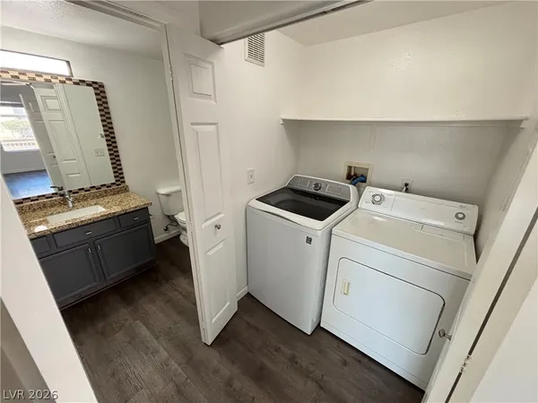 $1,295 | 4655 Gold Dust Avenue, Unit 136, Las Vegas, NV 89120