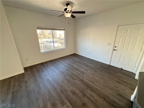 $1,295 | 4655 Gold Dust Avenue, Unit 136, Las Vegas, NV 89120