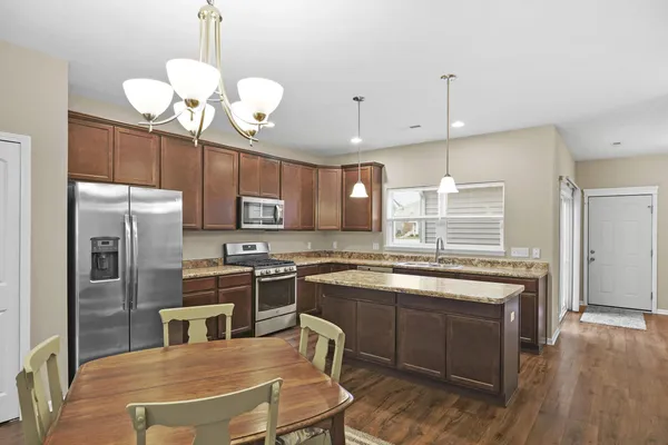 $290,000 | 1066 East 115th Court, Crown Point, IN 46307