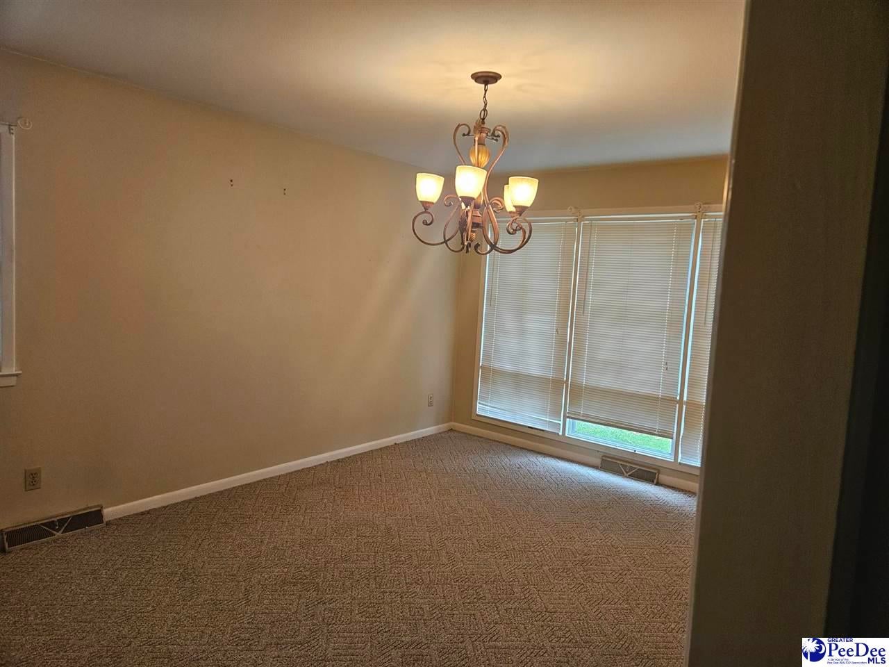 616 Virginia Lane Dillon, SC 29536 - Photo 5 of 15 Gallery Image 5
