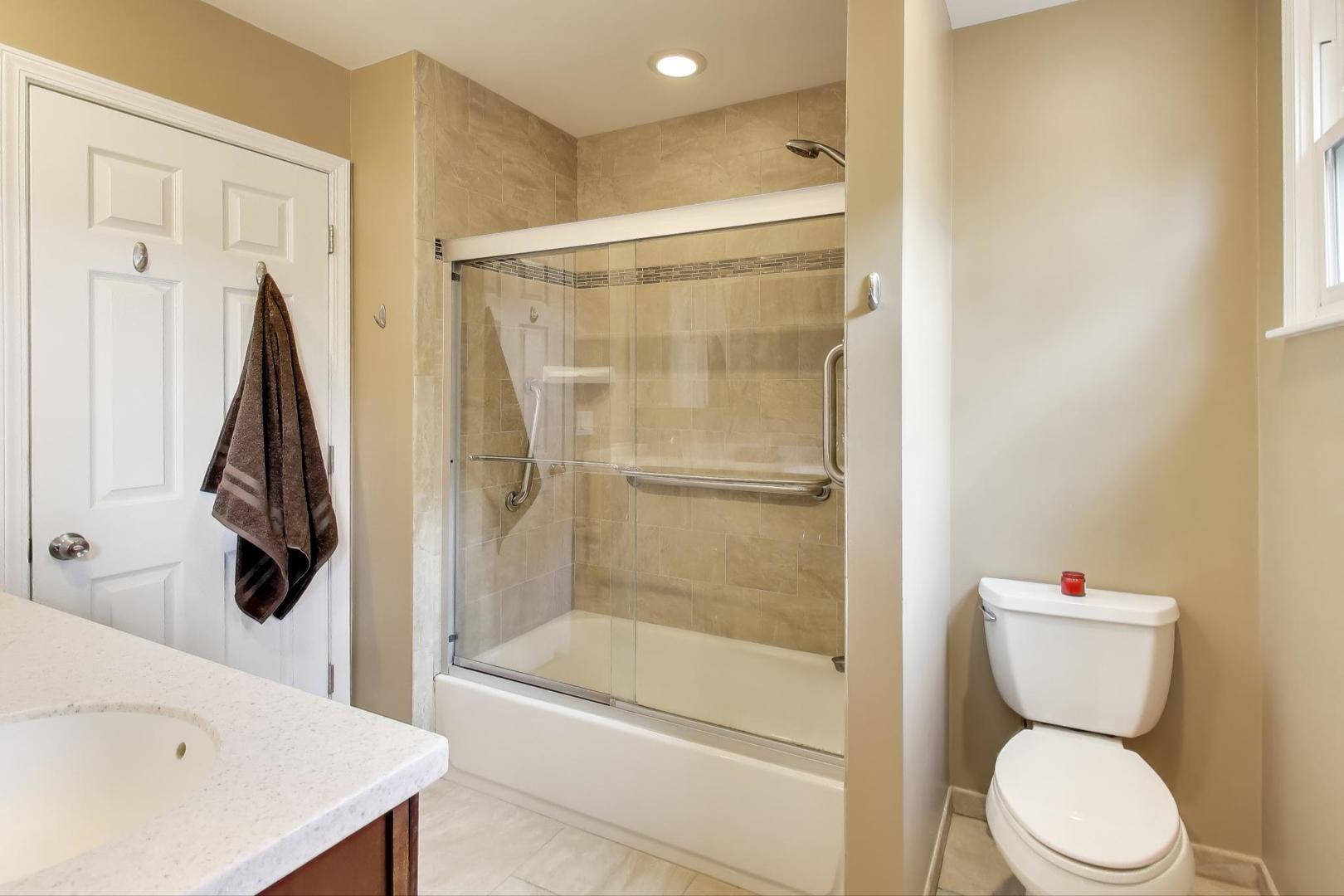 314 Anthony Road Buffalo Grove, IL 60089 - Photo 17 of 23