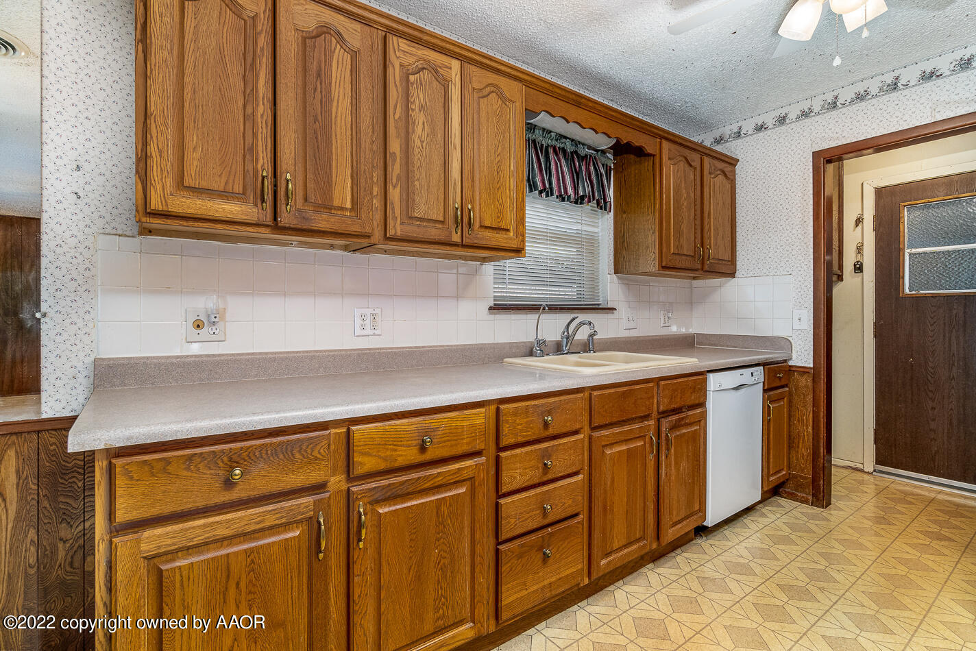 5114 McCarty Boulevard Amarillo, TX 79110 - Photo 10 of 23 Kitchen 2