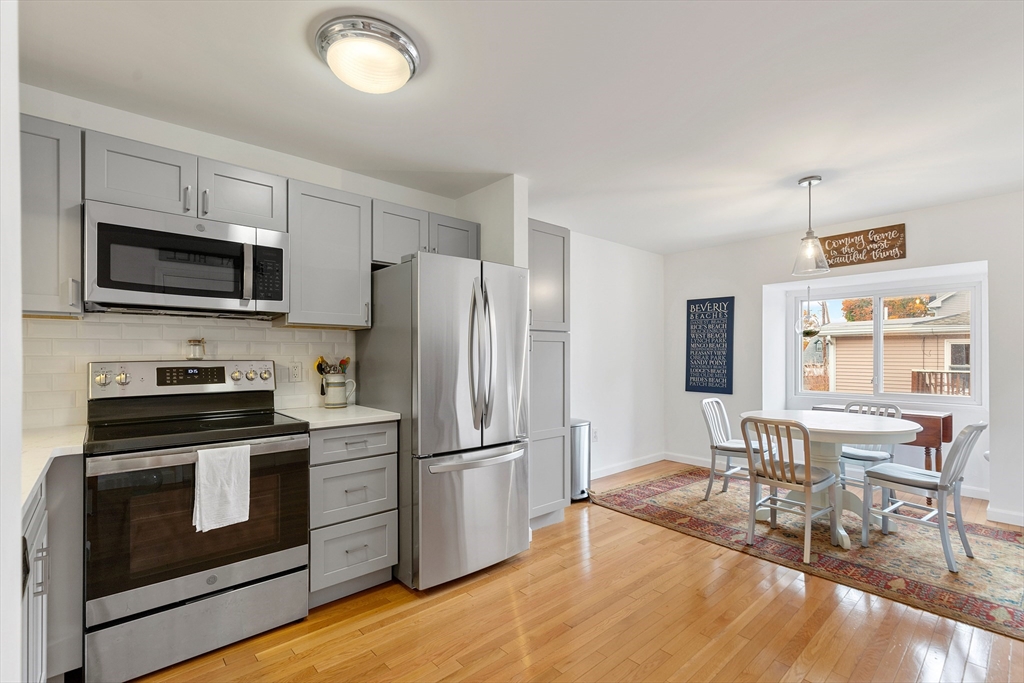 12 Cox Court, Unit PHB Beverly, MA 01915 - Photo 9 of 36