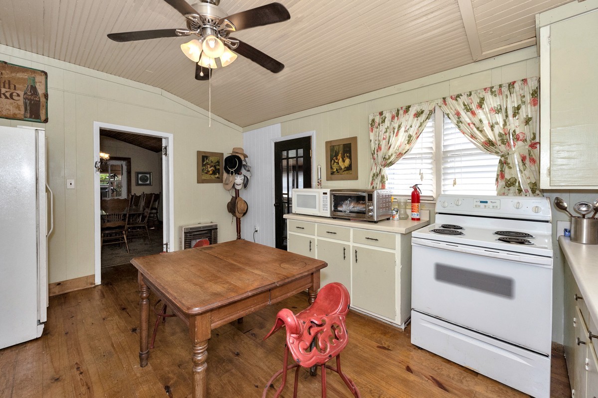 395 Case Road Prospect, TN 38477 - Photo 21 of 48