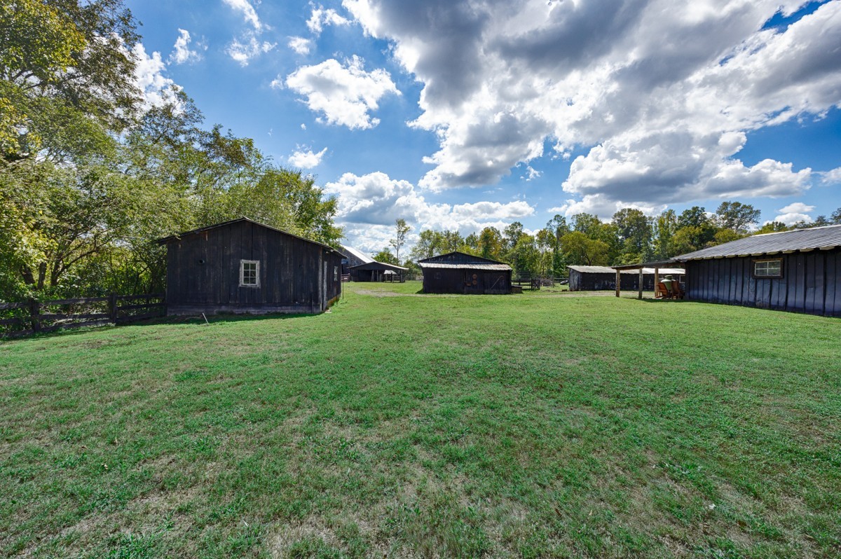 395 Case Road Prospect, TN 38477 - Photo 37 of 48