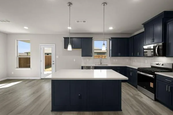 $2,250 | 3108 Dixondale Drive, Fort Worth, TX 76108