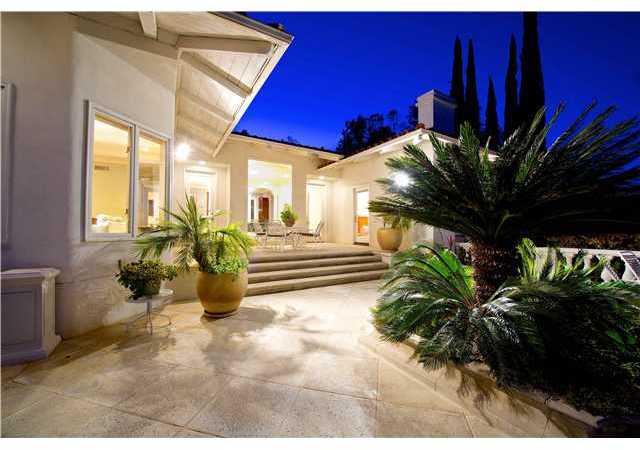 29435 The Yellow Brick Road Valley Center, CA 92082 - Photo 4 of 25 Gallery Image 4