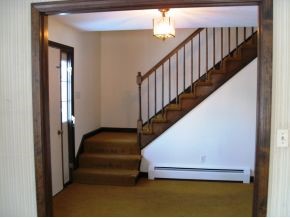 2 Griffin Road Londonderry, NH 03053 - Photo 6 of 12