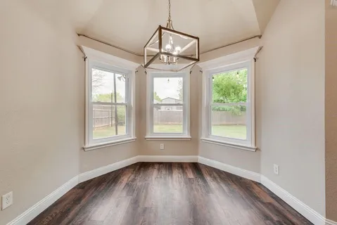$325,000 | 1820 Sand Stone Drive, Sanger, TX 76266