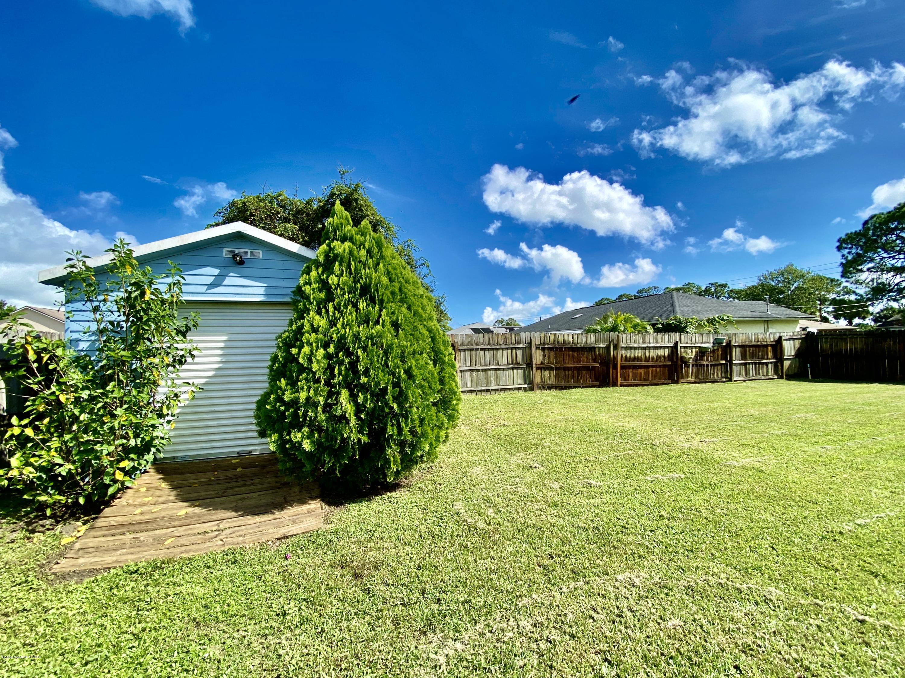 5282 Bridge Road Cocoa, FL 32927 - Photo 26 of 47 Large Storage Shed with Ramp
