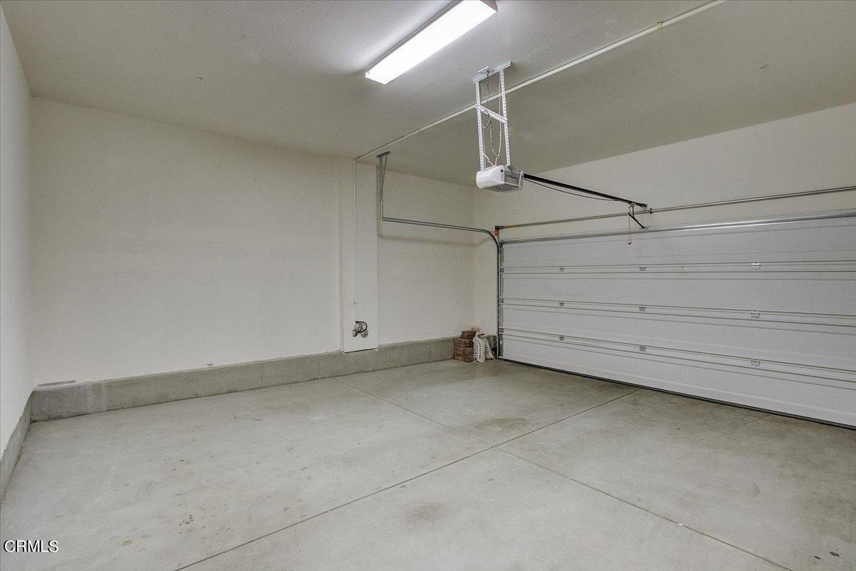 182 Stonegate Road Camarillo, CA 93010 - Photo 32 of 41 a view of an empty room