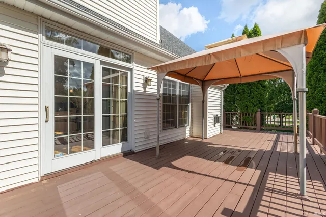 $625,000 | 50558 Hollybrook Drive, Granger, IN 46530