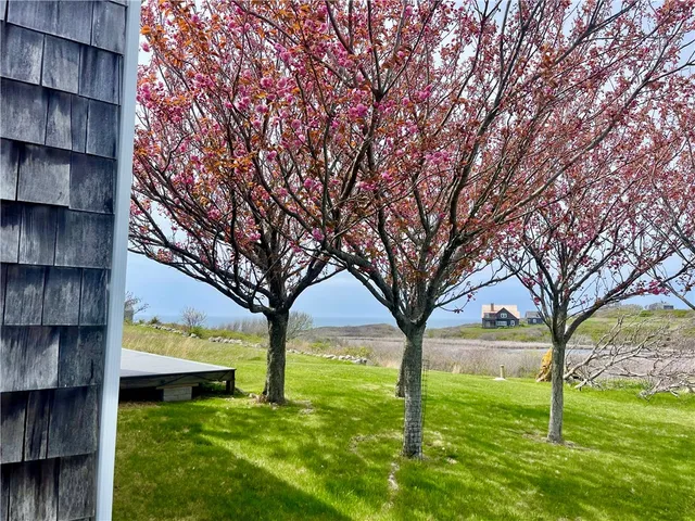 $3,600,000 | 899 Cooneymus Road, Block Island, RI 02807