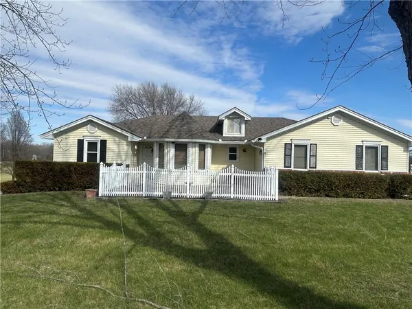 $535,000 | 16019 Cordell Road, Kearney, MO 64060