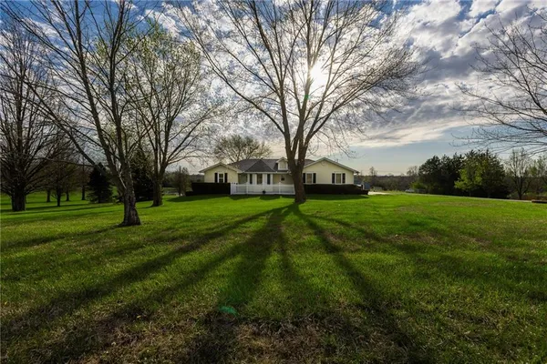 $535,000 | 16019 Cordell Road, Kearney, MO 64060
