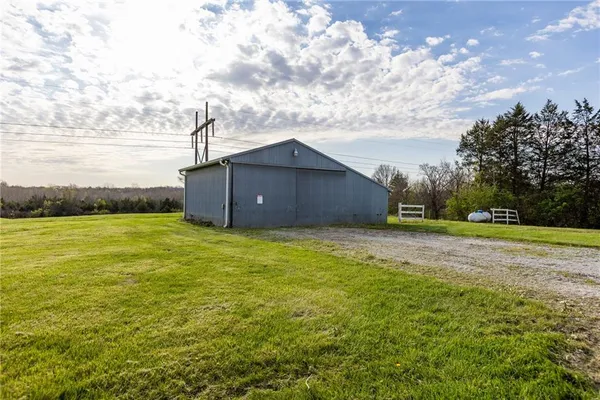 $535,000 | 16019 Cordell Road, Kearney, MO 64060