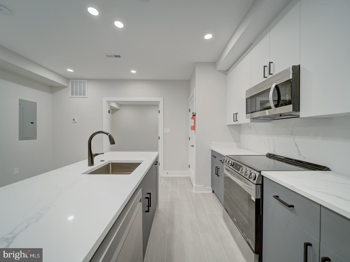 1004 18th Street Northeast, Unit 2 Washington, DC 20002 - Photo 13 of 27