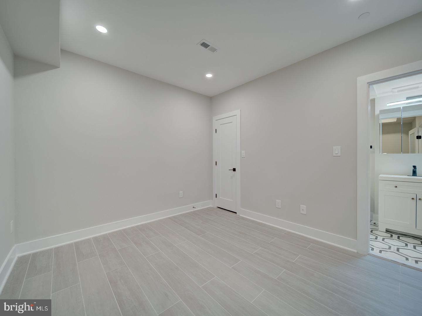 1004 18th Street Northeast, Unit 2 Washington, DC 20002 - Photo 17 of 27